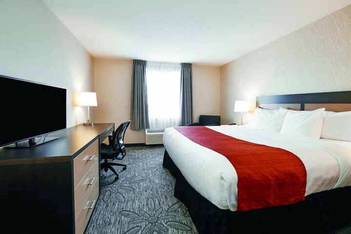 Room 25 of 54