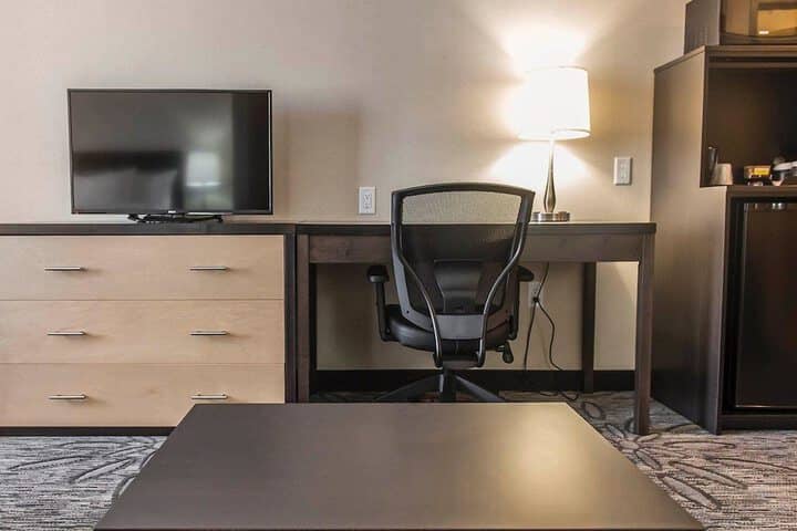 Room 16 of 54